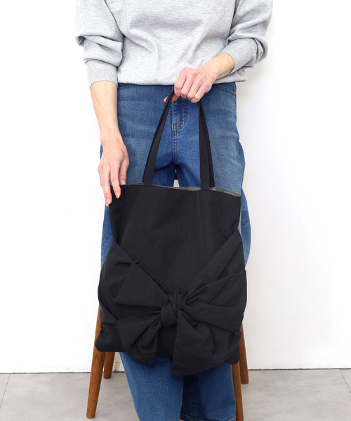 SMIR NASLI(サミールナスリ)の「ボリュームリボントートバッグ/A4対応(トートバッグ・レディース・ブラック/ベージュ/ラベンダー/グレー・FREE)」の1枚目の写真