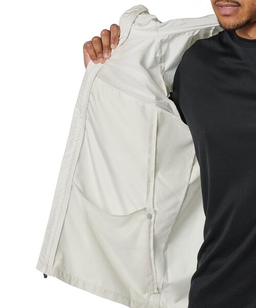 UNDER ARMOUR(アンダーアーマー)の「UAローンチ プロ スプリット ジャケット(ランニング/メンズ)(その他アウター・メンズ・オフホワイト・L/M/XL/S)」の4枚目の写真