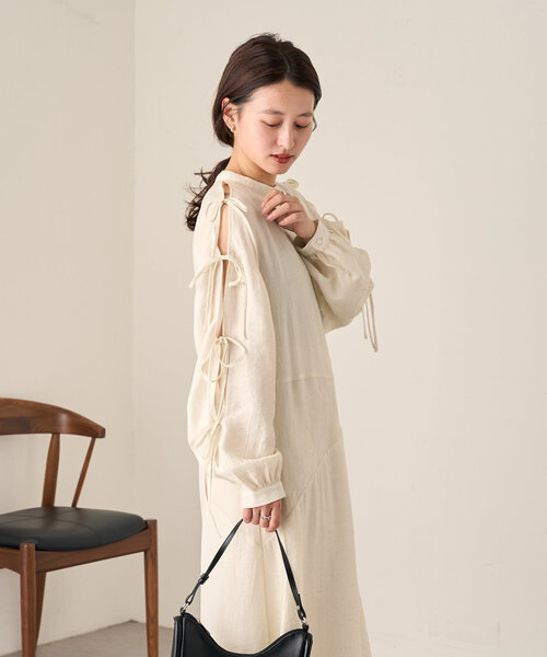 Kastane（カスタネ）の「【低身長サイズ/2サイズ展開/オケージョンドレス/結婚式】B 袖リボンワンピース（ワンピース・レディース・ブルー系その他/ブラック/アイボリー・1/0）」の9枚目の写真