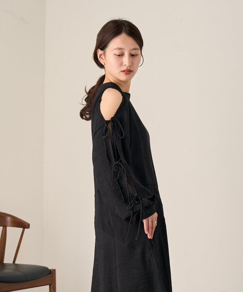 Kastane（カスタネ）の「【低身長サイズ/2サイズ展開/オケージョンドレス/結婚式】B 袖リボンワンピース（ワンピース・レディース・ブルー系その他/ブラック/アイボリー・1/0）」の16枚目の写真