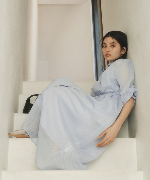 La TOTALITE（ラトータリテ）の「【洗える】タックシャツワンピース（シャツワンピース・レディース・ベージュ/ネイビー/ブルー・36/38）」の3枚目の写真