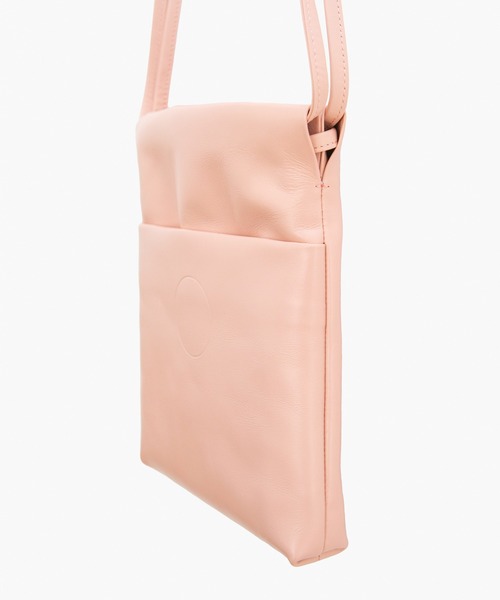 COSMIC WONDER(コズミックワンダー)の「Light leather drawstring bag(ショルダーバッグ・レディース・ライトグレー/ブラック/ピンク・FREE)」の17枚目の写真