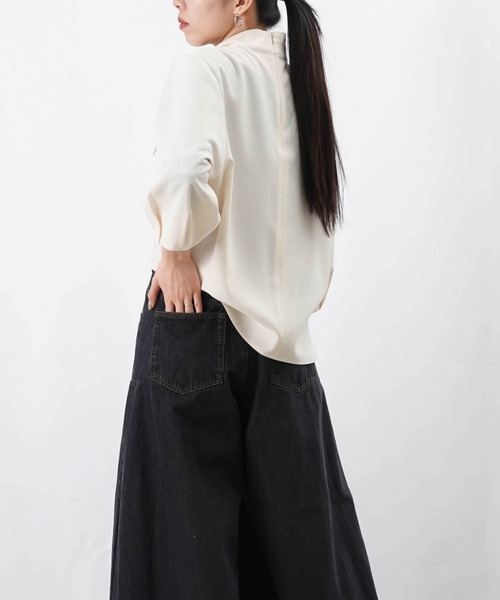 LUCA/LADY LUCK LUCA(ルカ/レディラックルカ)の「LC/LLL ボウタイ袖口タックブラウス(シャツ/ブラウス・レディース・ネイビー/アイボリー/グレー・FREE)」の9枚目の写真