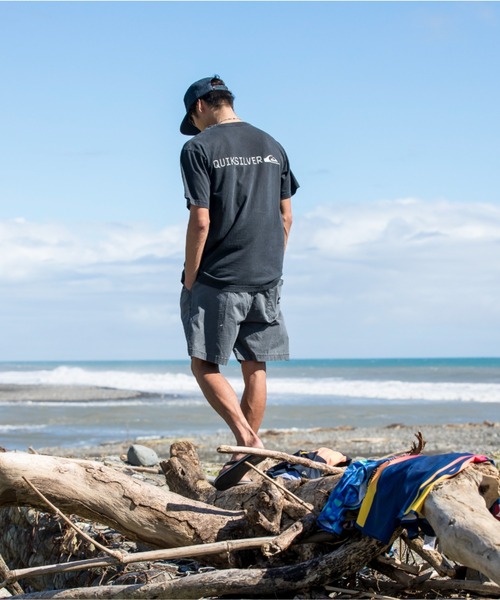 Quiksilver(クイックシルバー)の「QSD SURF FLAT CAP/クイックシルバーサーフロゴキャップ(帽子)(キャップ・メンズ・ブラック系その他/ブラック/インディゴブルー・FREE)」の15枚目の写真