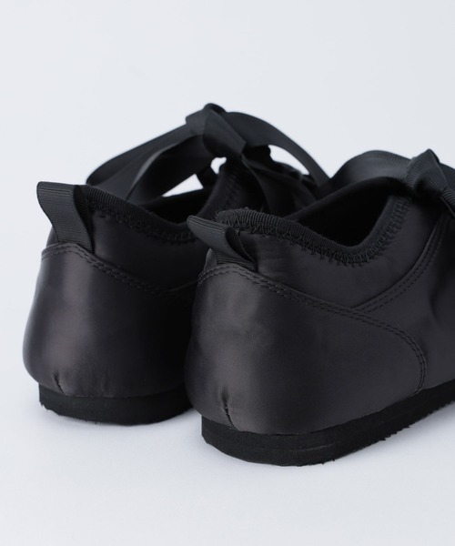 Mazell（マゼル）の「Mazell / サテンライトスニーカー（スニーカー・レディース・ブラック・LL/S/M/L）」の10枚目の写真