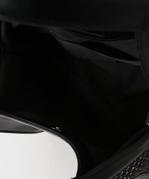 artemis by DIANA(アルテミスバイダイアナ)の「2WAY ラフィア風素材ショルダーストラップ付きハンドバッグ(ハンドバッグ・レディース・ブラック/ベージュ/ホワイト・FREE)」の10枚目の写真