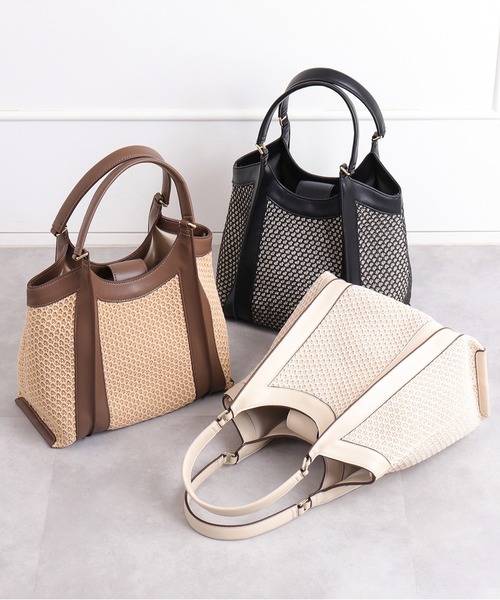 artemis by DIANA(アルテミスバイダイアナ)の「2WAY ラフィア風素材ショルダーストラップ付きハンドバッグ(ハンドバッグ・レディース・ブラック/ベージュ/ホワイト・FREE)」の1枚目の写真