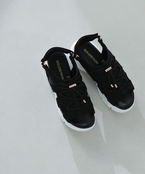 NATURAL BEAUTY BASIC(ナチュラルビューティーベーシック)の「◇クッションソールサンダル(サンダル・レディース・ブラック/オフホワイト/ブラック系その他・SMALL/MEDIUM/LARGE)」の5枚目の写真