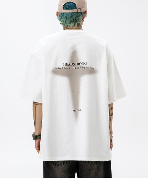 JOHNNY WOLF(ジョニーウルフ)の「HEINESEN オーバーサイズ クロスプリント ヘビーウェイトコットン Tシャツ(Tシャツ/カットソー・メンズ・ブルー/ブラック/ホワイト・S/M/L)」の4枚目の写真