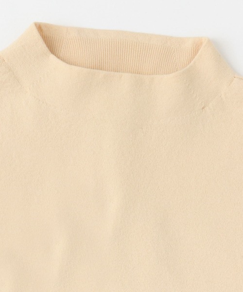 UNFIL（アンフィル）の「unfil　bottle-neck sweater（ニット/セーター・レディース・アイボリー/ライトグレー・1）」の5枚目の写真