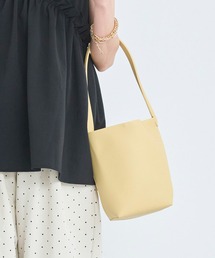 attiree（アティレー）の「【6色展開】バケツバッグ（ショルダーバッグ）」