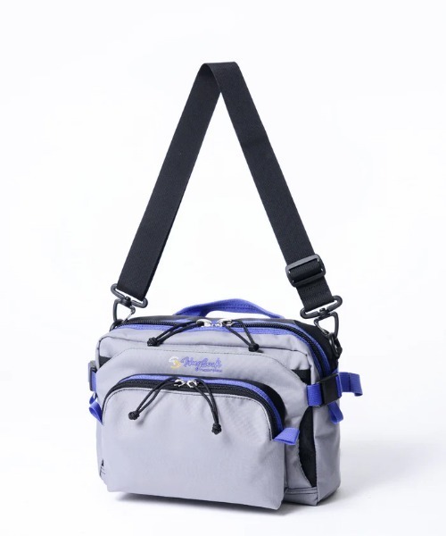 master-piece(マスターピース)の「【master-piece /マスターピース】 HugSack Shoulder Bag(ショルダーバッグ・メンズ・グレー/サックスブルー/ブラック・FREE)」の1枚目の写真