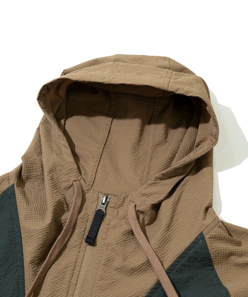 gym master(ジムマスター)の「gym master/ジムマスター UL GRID シアサッカー アノラック(ブルゾン・メンズ・オリーブ/その他1・X-LARGE/LARGE/MEDIUM)」の4枚目の写真