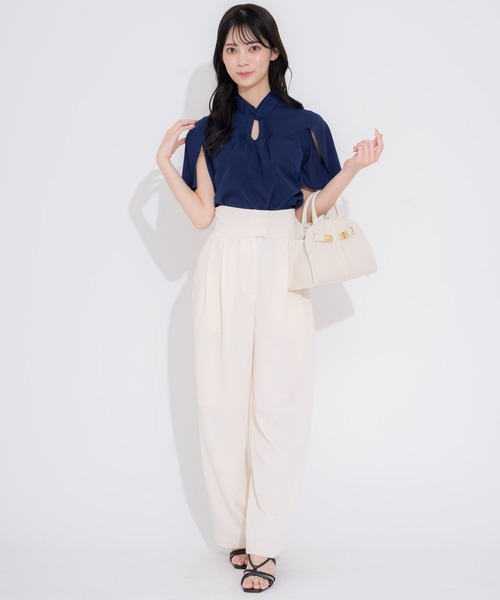 NOELA（ノエラ）の「ワイドストレートタックパンツ（その他パンツ・レディース・カーキ/オフホワイト/ベージュ・S/M）」の8枚目の写真