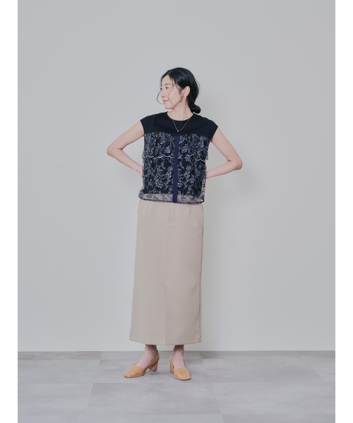 DOLLUPOOPS(ドールアップウップス)の「フロントティアードボタニカル刺繍トップス(シャツ/ブラウス・レディース・オフホワイト/ブラック・38)」の12枚目の写真