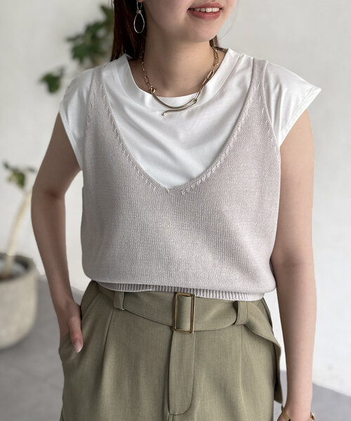 Chez toi(シェトワ)の「カット×ニットビスチェ(Tシャツ/カットソー・レディース・ブラック/ライトグレー/ベージュ・FREE)」の16枚目の写真