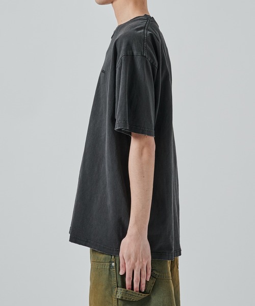 JIEDA(ジエダ)の「DAMAGE PIGMENT LOGO TEE(Tシャツ/カットソー・メンズ・グリーン/ブラック/ネイビー・1/2)」の4枚目の写真