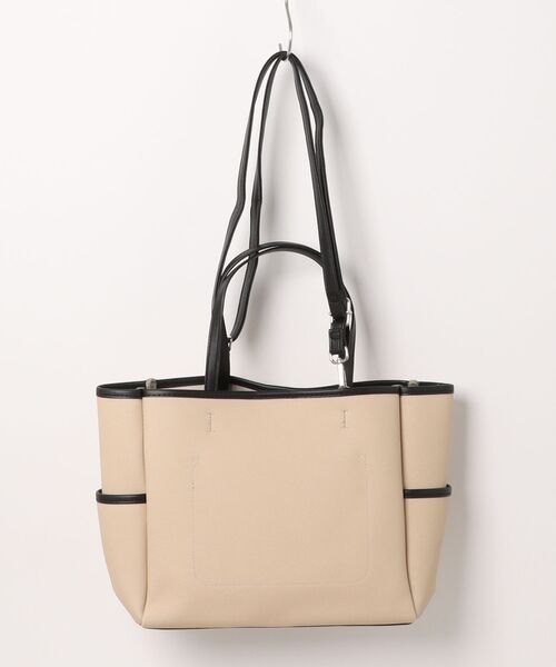 m.f.editorial（エムエフエディトリアル）の「【2WAY】配色キャンバス風 トートバッグ A4対応（トートバッグ・レディース・アイボリー/グレー・FREE）」の3枚目の写真