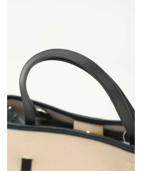 m.f.editorial（エムエフエディトリアル）の「【2WAY】配色キャンバス風 トートバッグ A4対応（トートバッグ・レディース・アイボリー/グレー・FREE）」の12枚目の写真