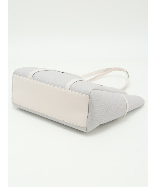 m.f.editorial（エムエフエディトリアル）の「【2WAY】配色キャンバス風 トートバッグ A4対応（トートバッグ・レディース・アイボリー/グレー・FREE）」の18枚目の写真