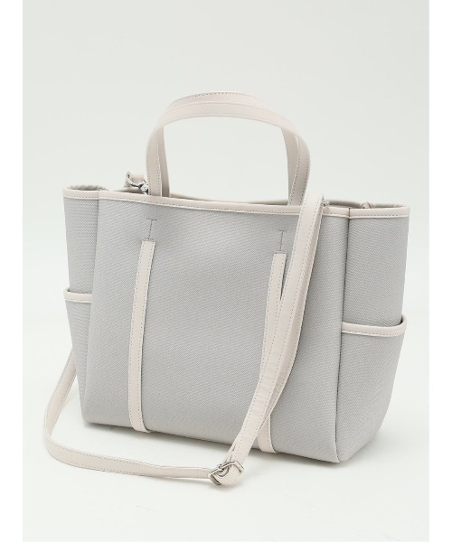 m.f.editorial（エムエフエディトリアル）の「【2WAY】配色キャンバス風 トートバッグ A4対応（トートバッグ・レディース・アイボリー/グレー・FREE）」の19枚目の写真