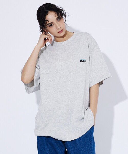 NANGA(ナンガ)の「【NANGA/ナンガ】ECO HYBRID BOX LOGO EMB/ミニボックスロゴ刺繍Tシャツ(Tシャツ/カットソー・メンズ・ブラック系その他/ホワイト系その他/ライトグレー/ホワイト系その他2/ブラック系その他2/ネイビー・M/L/XL)」の6枚目の写真