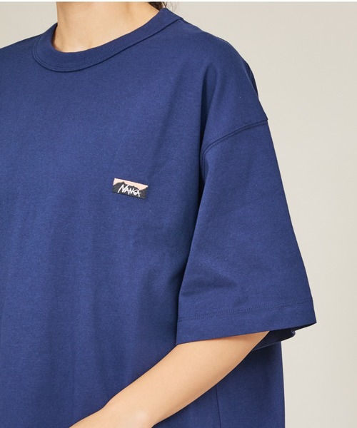 NANGA(ナンガ)の「【NANGA/ナンガ】ECO HYBRID BOX LOGO EMB/ミニボックスロゴ刺繍Tシャツ(Tシャツ/カットソー・メンズ・ブラック系その他/ホワイト系その他/ライトグレー/ホワイト系その他2/ブラック系その他2/ネイビー・M/L/XL)」の13枚目の写真