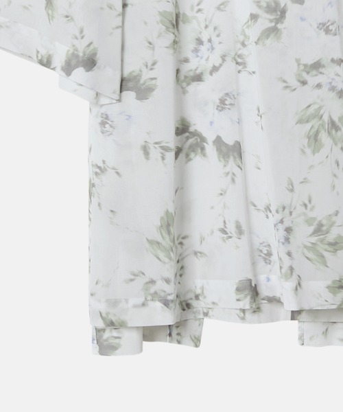 LE CIEL BLEU（ルシェルブルー）の「ヴィンテージフローラルケープレットトップ / Vintage Floral Capelet Top（シャツ/ブラウス・レディース・ブラック/オフホワイト・36）」の11枚目の写真