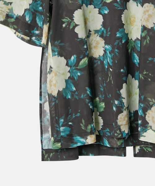 LE CIEL BLEU（ルシェルブルー）の「ヴィンテージフローラルケープレットトップ / Vintage Floral Capelet Top（シャツ/ブラウス・レディース・ブラック/オフホワイト・36）」の3枚目の写真