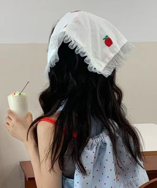 SHEPP(シープ)の「フルーツ刺繍バブーシュカ(その他ヘアアクセサリー・レディース・ホワイト・F)」の3枚目の写真