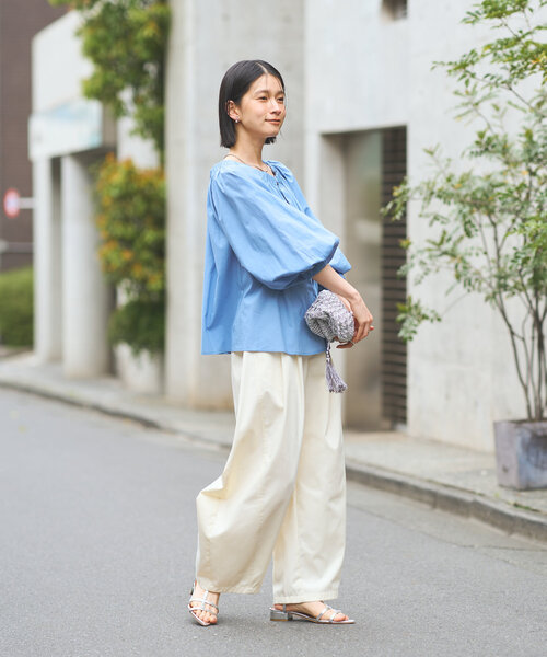 un dix cors（アンディコール）の「ギャザーオフショルブラウス（シャツ/ブラウス・レディース・オフホワイト/ブルー/ブラック・FREE）」の12枚目の写真