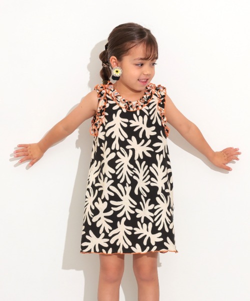 Ocean&Ground(オーシャン&グラウンド)の「ソウガラフリルノースリーブワンピース(ワンピース・キッズ・ブルー/ブラック/マルチ・90/100/110/120/130/140)」の8枚目の写真