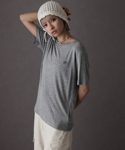 Girly Doll(ガーリードール)の「ワンポイントデザインシアーTシャツ(Tシャツ/カットソー・レディース・グレー/ブラック/ホワイト・F)」の11枚目の写真