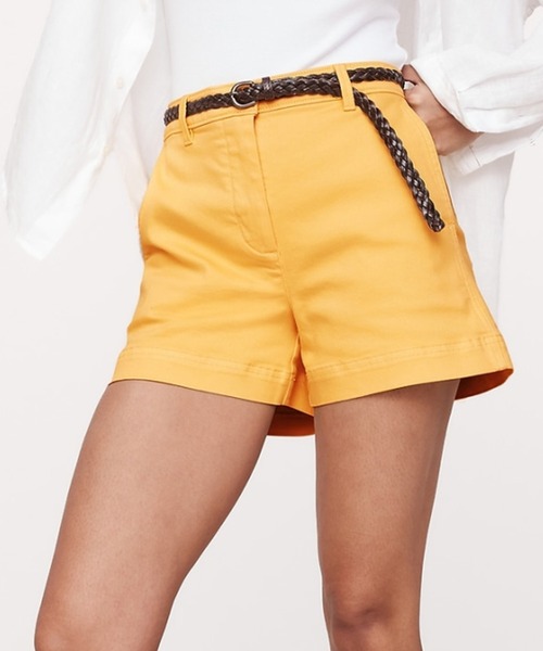 Banana Republic(バナナリパブリック)の「4インチ ウィークエンダー ショートパンツ(その他パンツ・レディース・カーキ/イエロー/オフホワイト・0/2/8/6/4)」の3枚目の写真