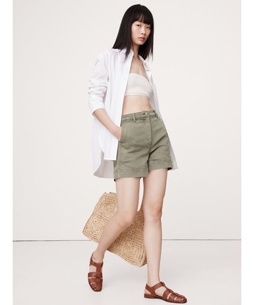 Banana Republic(バナナリパブリック)の「4インチ ウィークエンダー ショートパンツ(その他パンツ・レディース・カーキ/イエロー/オフホワイト・0/2/8/6/4)」の9枚目の写真