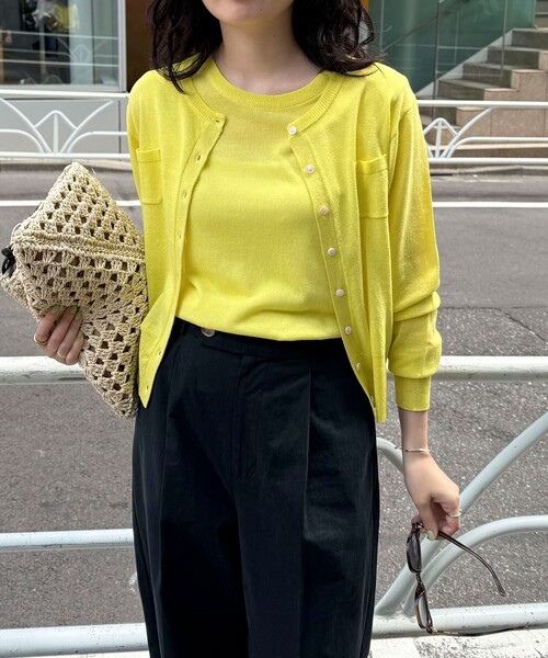 fredy emue（フレディエミュ）の「リネン混ポケ付きカーディガン（カーディガン/ボレロ・レディース・イエロー/サックスブルー/オフホワイト/ブラウン・38）」の18枚目の写真