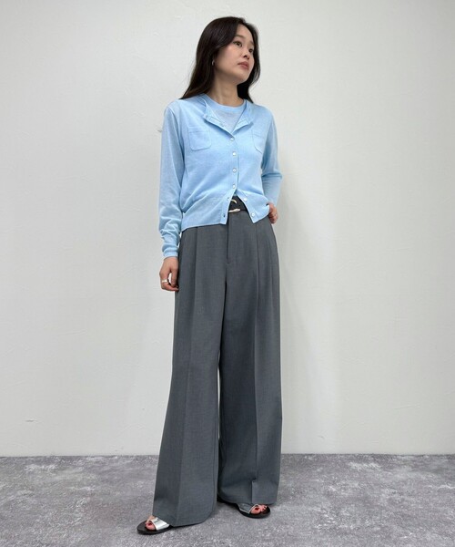 fredy emue（フレディエミュ）の「リネン混ポケ付きカーディガン（カーディガン/ボレロ・レディース・イエロー/サックスブルー/オフホワイト/ブラウン・38）」の21枚目の写真