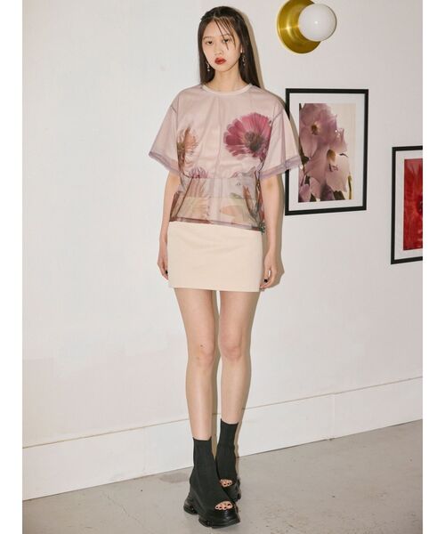 MURUA(ムルーア)の「【MURUA×STAYFLOWER】チュールドッキングフラワーTシャツ(Tシャツ/カットソー・レディース・ベージュ/ブルー/アイボリー・FREE)」の5枚目の写真