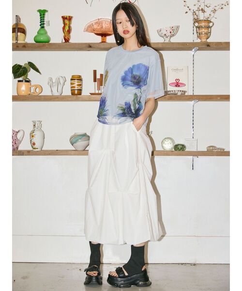 MURUA(ムルーア)の「【MURUA×STAYFLOWER】チュールドッキングフラワーTシャツ(Tシャツ/カットソー・レディース・ベージュ/ブルー/アイボリー・FREE)」の8枚目の写真