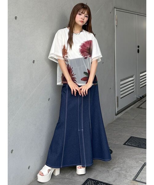 MURUA(ムルーア)の「【MURUA×STAYFLOWER】チュールドッキングフラワーTシャツ(Tシャツ/カットソー・レディース・ベージュ/ブルー/アイボリー・FREE)」の12枚目の写真