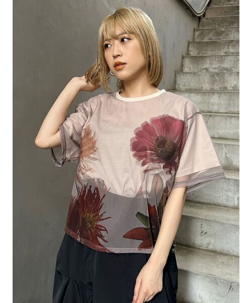 MURUA(ムルーア)の「【MURUA×STAYFLOWER】チュールドッキングフラワーTシャツ(Tシャツ/カットソー・レディース・ベージュ/ブルー/アイボリー・FREE)」の13枚目の写真