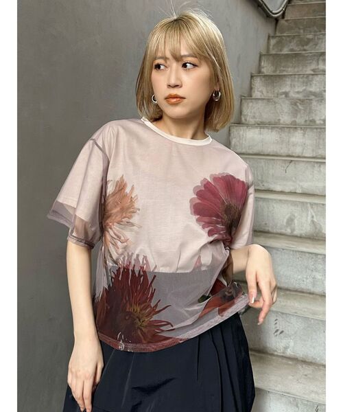 MURUA(ムルーア)の「【MURUA×STAYFLOWER】チュールドッキングフラワーTシャツ(Tシャツ/カットソー・レディース・ベージュ/ブルー/アイボリー・FREE)」の16枚目の写真