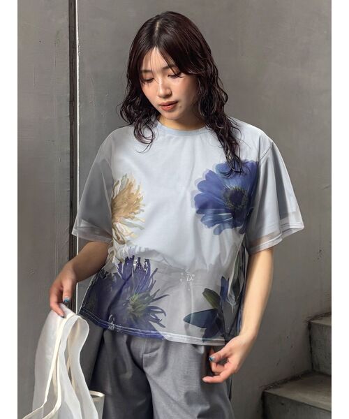 MURUA(ムルーア)の「【MURUA×STAYFLOWER】チュールドッキングフラワーTシャツ(Tシャツ/カットソー・レディース・ベージュ/ブルー/アイボリー・FREE)」の21枚目の写真
