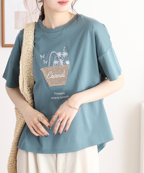 BRODIAEA(ブローディア)の「BRODIAEA かごバッグデザイン半袖Tシャツ(Tシャツ/カットソー・レディース・モスグリーン/キャメル/オフホワイト/ピンク/ブラック/サックスブルー・40)」の4枚目の写真