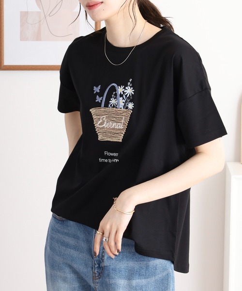 BRODIAEA(ブローディア)の「BRODIAEA かごバッグデザイン半袖Tシャツ(Tシャツ/カットソー・レディース・モスグリーン/キャメル/オフホワイト/ピンク/ブラック/サックスブルー・40)」の11枚目の写真