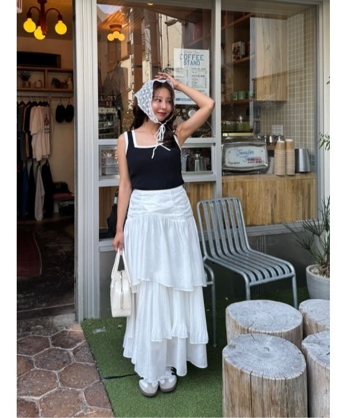 Her lip to(ハーリップトゥー)の「Sheer Pleated Tiered Skirt(スカート・レディース・ベージュ系/ホワイト/ブラック・S/M)」の16枚目の写真