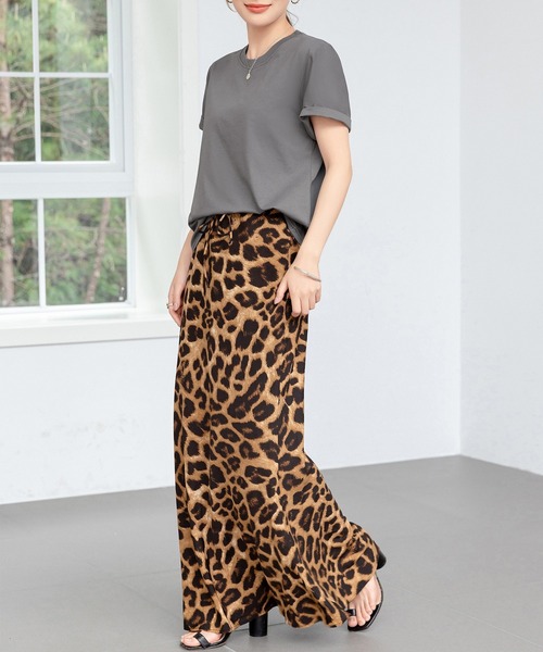 DAY CLOSET(デイ クローゼット)の「【接触冷感】きれいめ半袖クルーネックベーシックTシャツ レディース(Tシャツ/カットソー・レディース・ホワイト/グレー/ブラック・L/M)」の14枚目の写真