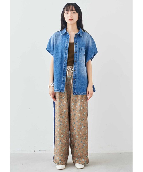 MEDE19F（メデジュウキュウ）の「ＭＥＤＥ１９Ｆ　ステッチ刺繍のあるオーバーサイズデニムシャツ〈ブルー〉（シャツ/ブラウス・レディース・ブルー・L/M/MP/3L）」の6枚目の写真