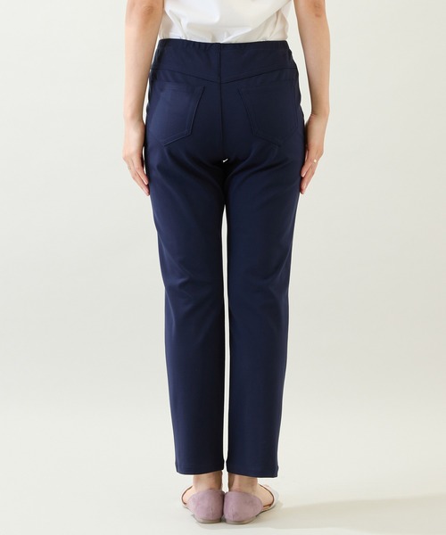 Rose Tiara(ローズティアラ)の「【定番人気/手洗いOK】パール調スタッズレギンスパンツ(その他パンツ・レディース・ネイビー/ブラック・40/42/46)」の12枚目の写真