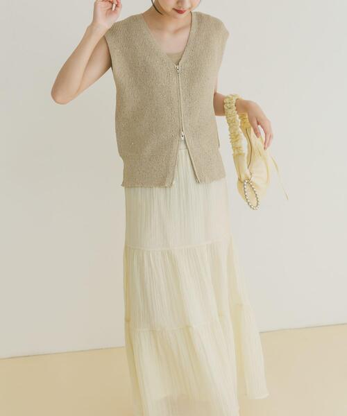 ITEMS URBANRESEARCH(アイテムズ アーバンリサーチ)の「スパンコールベスト×スカートセット(ベスト・レディース・ベージュ/ブラック・FREE)」の3枚目の写真